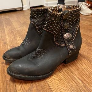 Leather woman’s cowgirl hippie boots